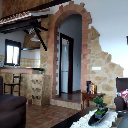 La Sombra Del Lagarto Villa Penaflor ภายนอก รูปภาพ